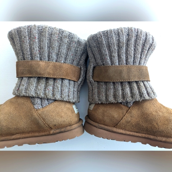 UGG Cambridge Knit Convertible Boots - Picture 8 of 13